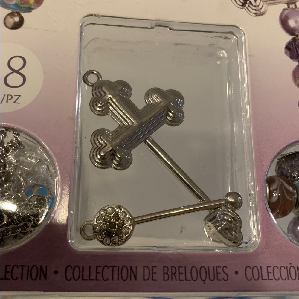 Cousin 18 Piece necklace kit Chain Charm Collection Kit NEW - Picture 10 of 10